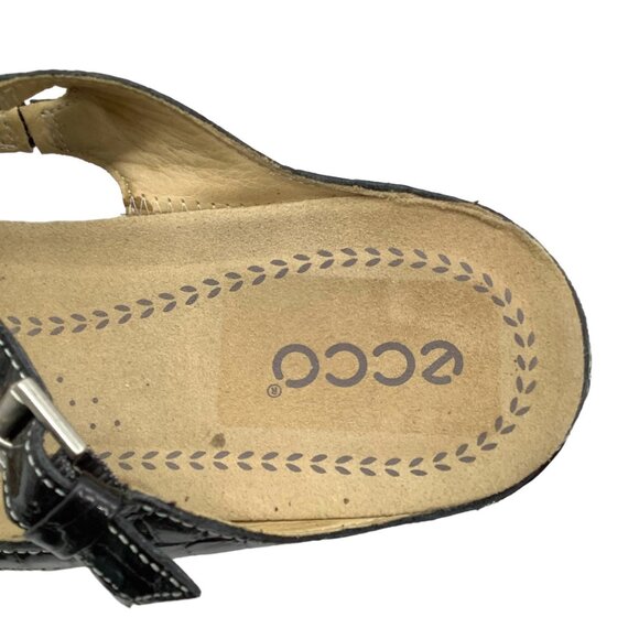 ECCO Living Thong Croc Embossed Patent Leather Sandals 7 7.5 38 Slip On Strappy - Picture 7 of 8